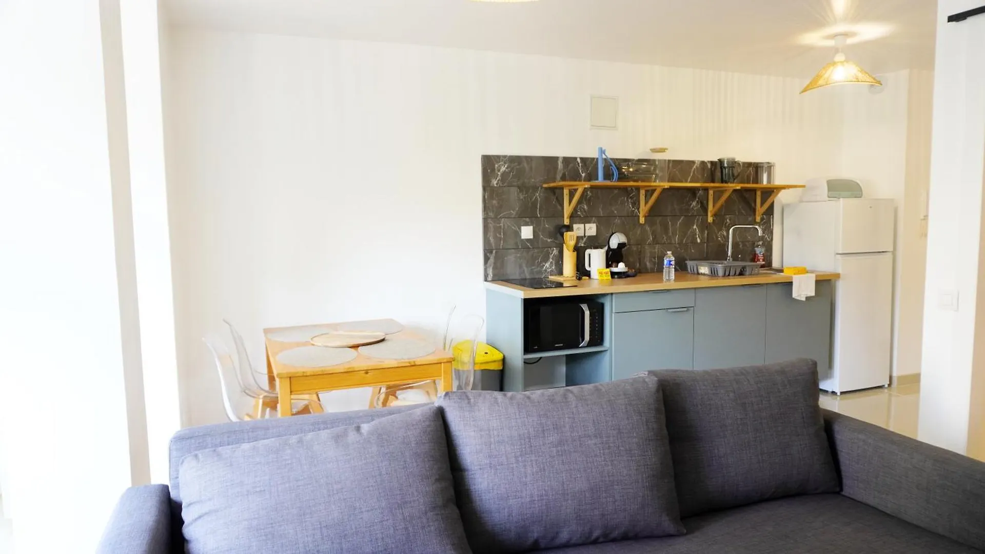 Appartement 1 Chambre, Proche Commerces Et Plages By Palmazur Vacances Cannes France